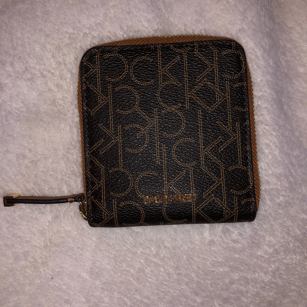 Calvin Klein square wallet